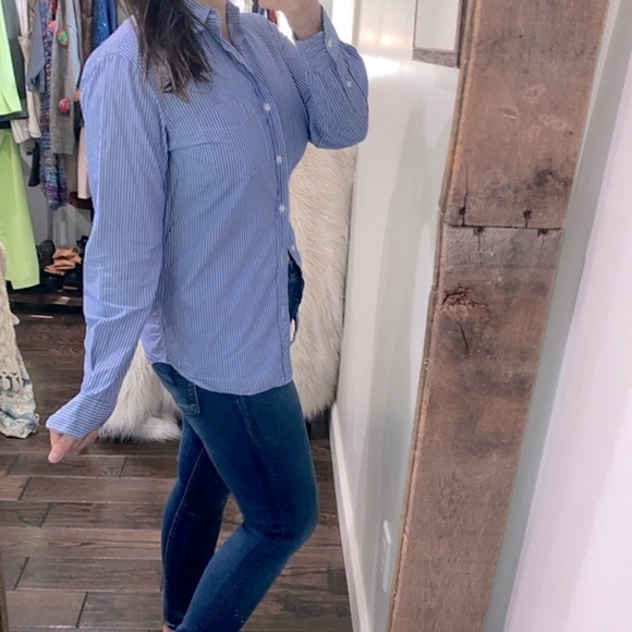 Old Navy blue striped slim fit button down shirt size small - Picture 2 of 8